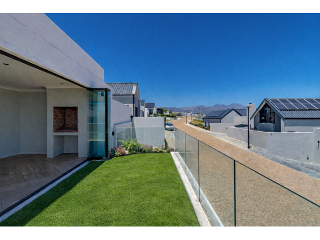 <!--[if BLOCK]><![endif]--> 43  Mzuri Drive, Dennegeur, Somerset West <!--[if ENDBLOCK]><![endif]-->